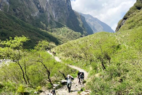 annapurna base camp trek in march