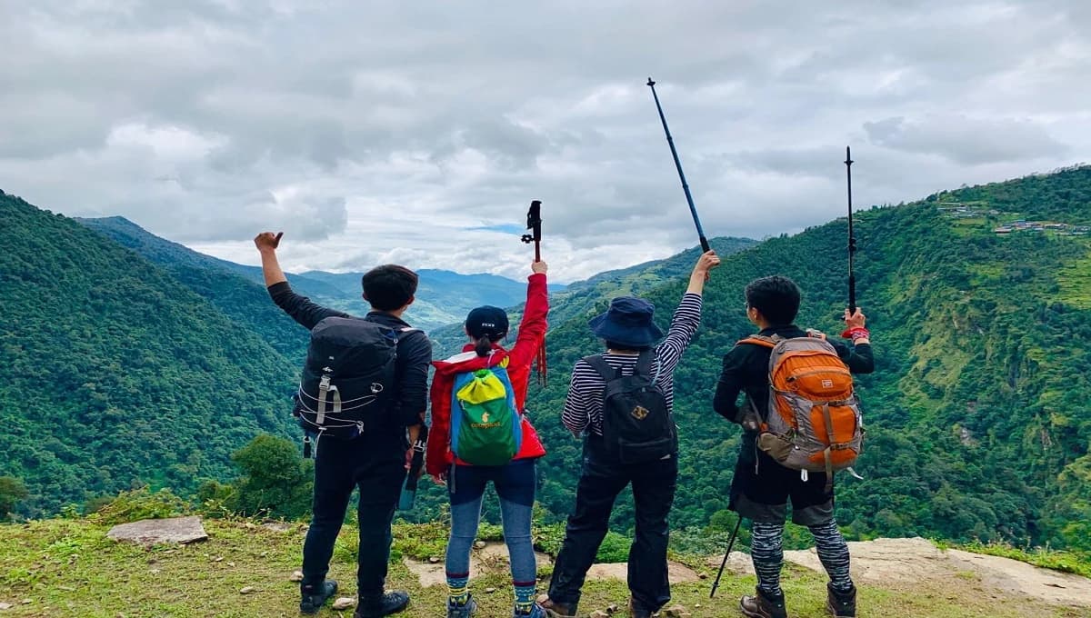 Short Annapurna Base Camp Trek 6 Days