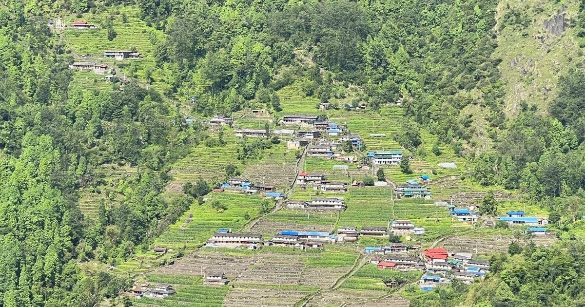 annapurna base camp trek in april