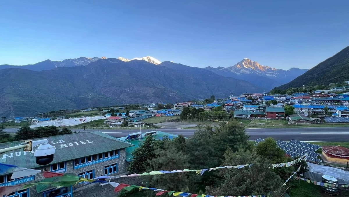 Gokyo Valley Trek