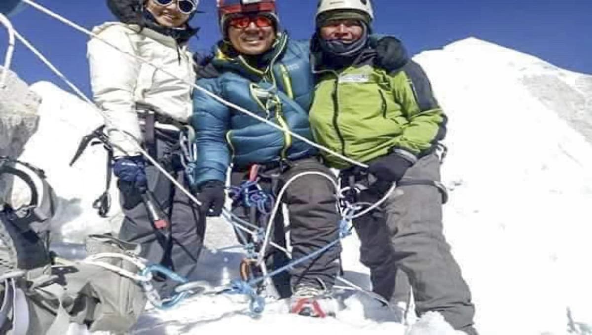 Island Peak Climbing