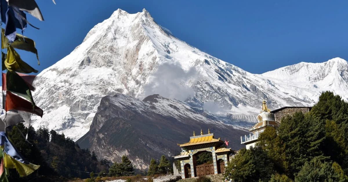top reasons to trek in manaslu region