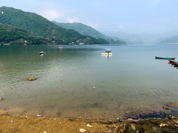 Begnas Taal